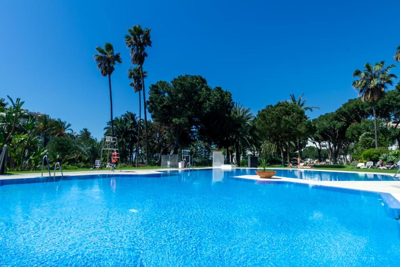 Marbella Banus Suites - Bird Of Paradise Playas Del Duque Banus Suite Apartment المظهر الخارجي الصورة