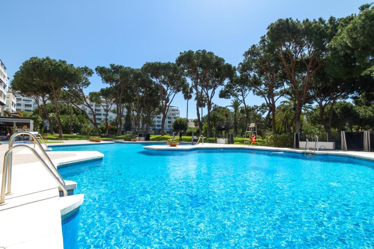 Marbella Banus Suites - Bird Of Paradise Playas Del Duque Banus Suite Apartment المظهر الخارجي الصورة